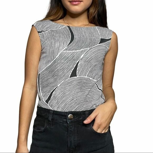 NY&C Sleeveless Black &‎ White Stripe Patterns Shirt Womens Size XS (E10104) - Picture 1 of 6